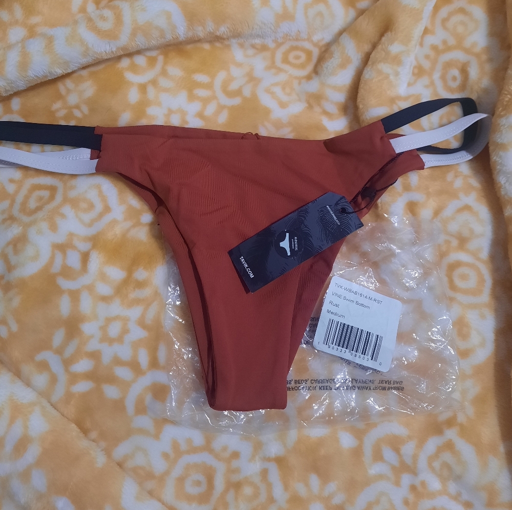 Nwt tavik Ali mini swim bottom size medium